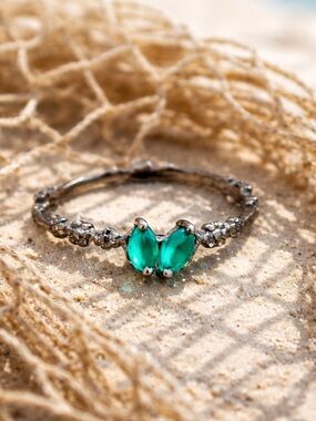 NEW! Green Onyx Ring